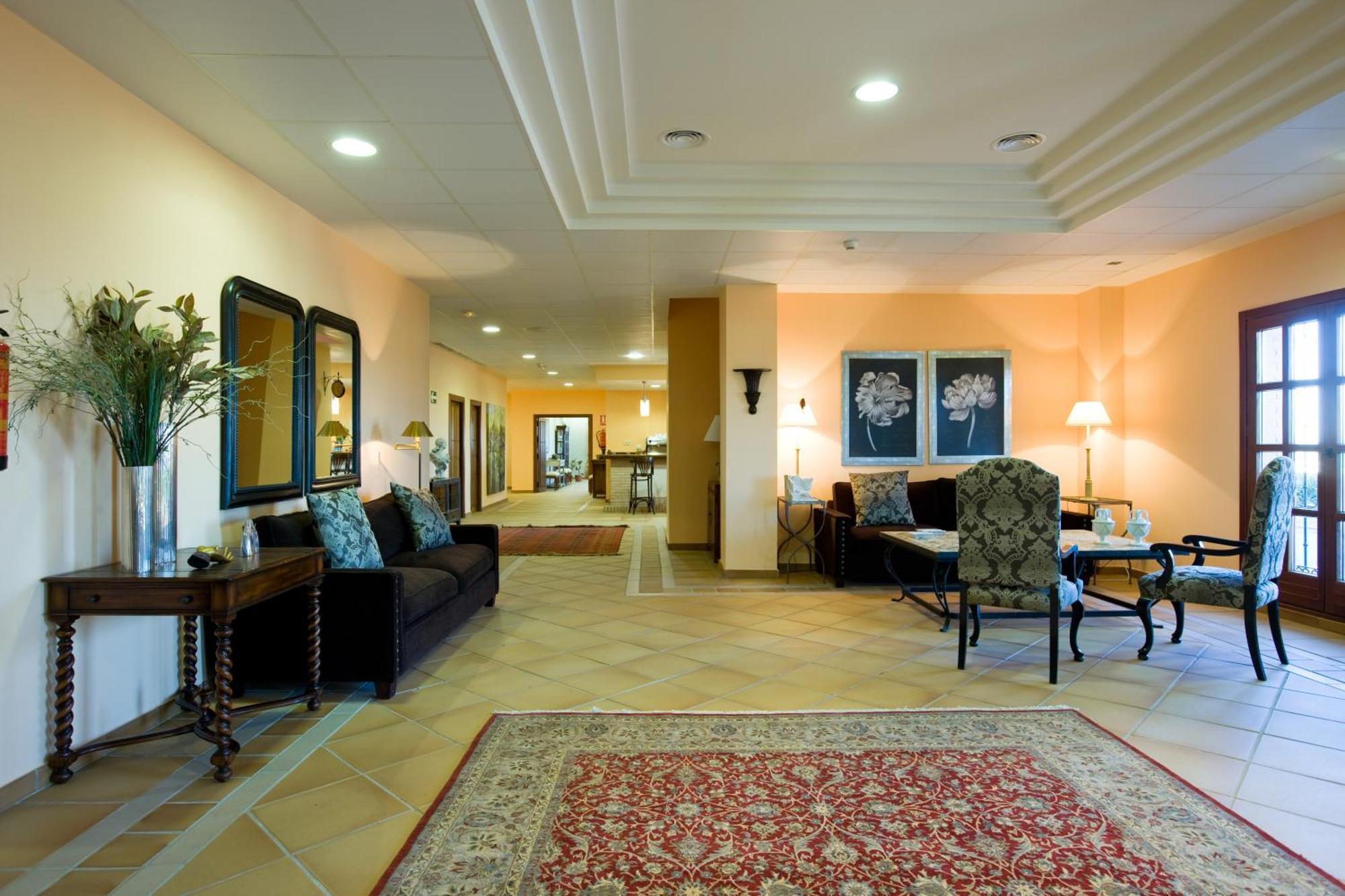 Bodegas Hacienda Albae Guest House Argamasilla De Alba ภายนอก รูปภาพ