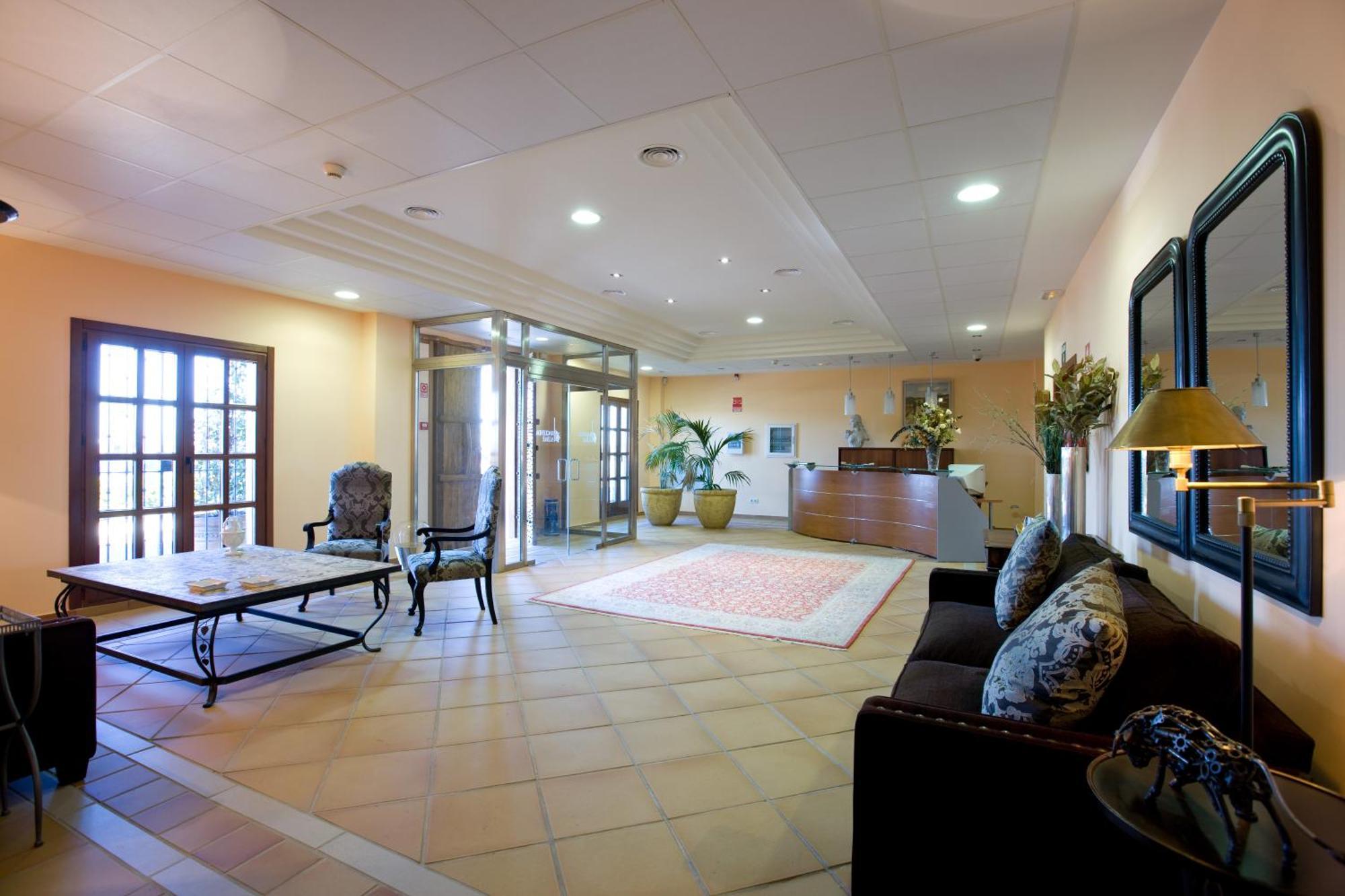 Bodegas Hacienda Albae Guest House Argamasilla De Alba ภายนอก รูปภาพ
