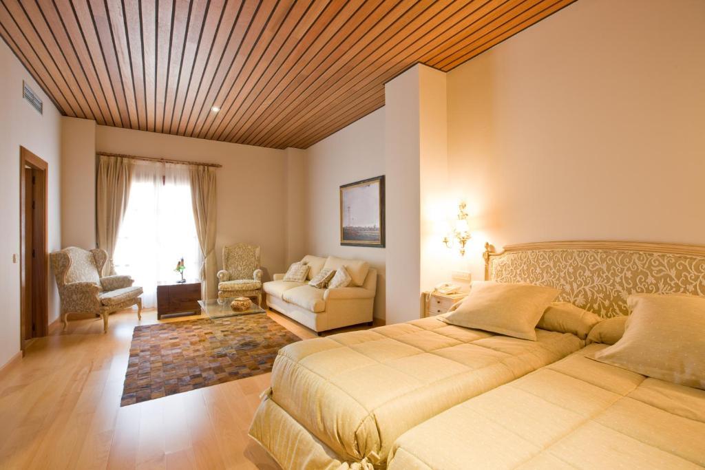 Bodegas Hacienda Albae Guest House Argamasilla De Alba ห้อง รูปภาพ